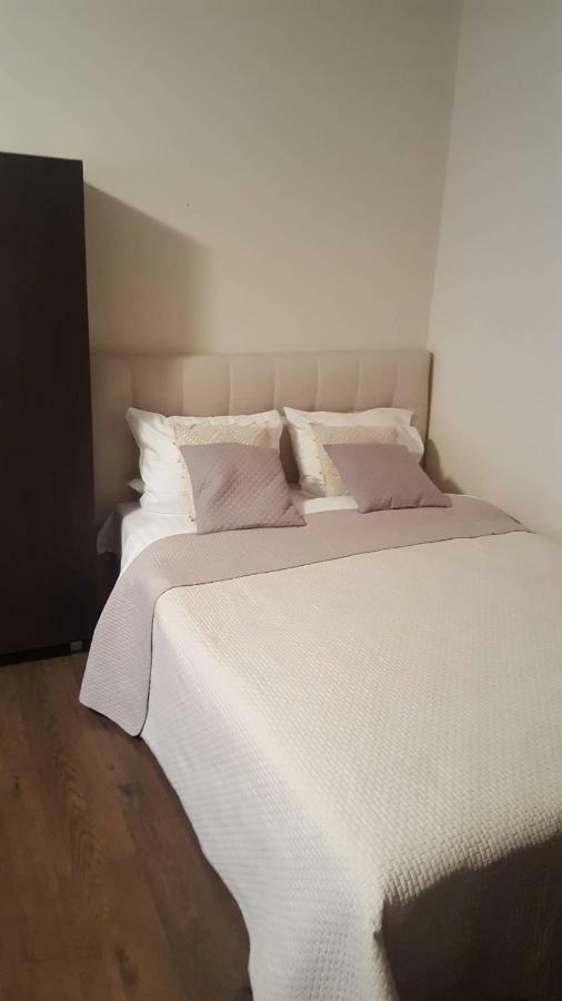 Apartamentai Dainu II Šiauliai Exterior foto